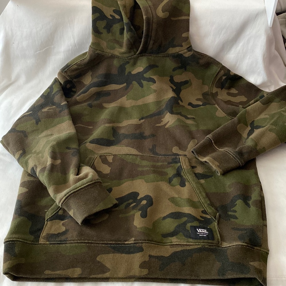Vans camo hoodie